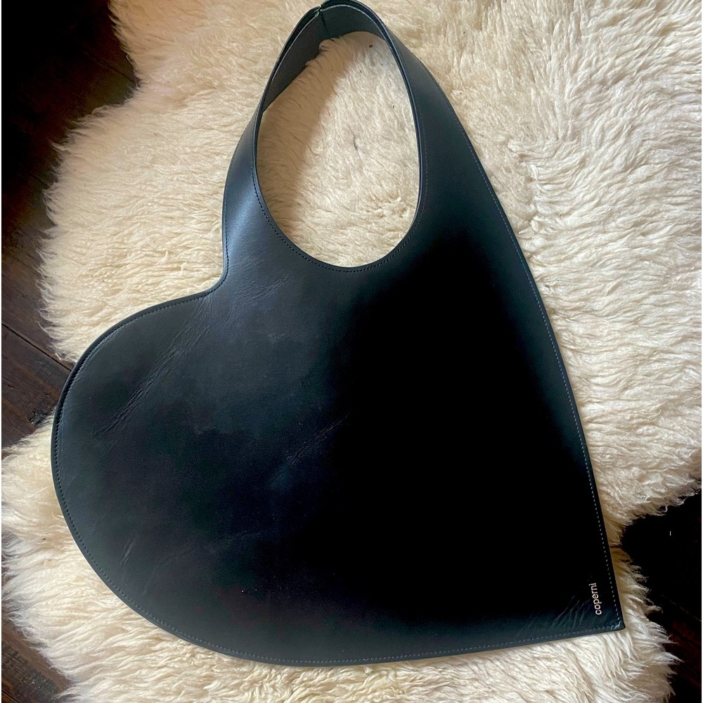 Beautiful hear shape purse 👛